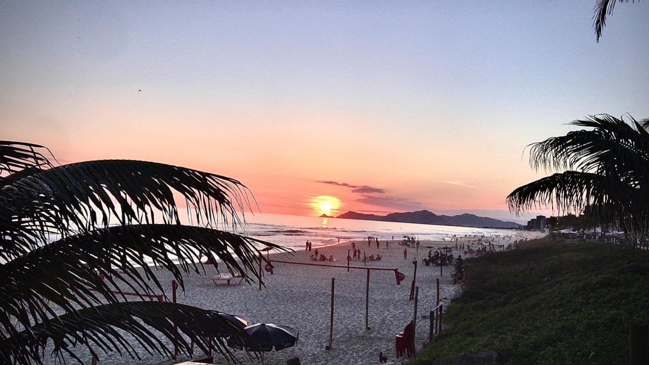 Casa Na Barra Da Tijuca, Praia, 5q E Ac Сasa de vacaciones *