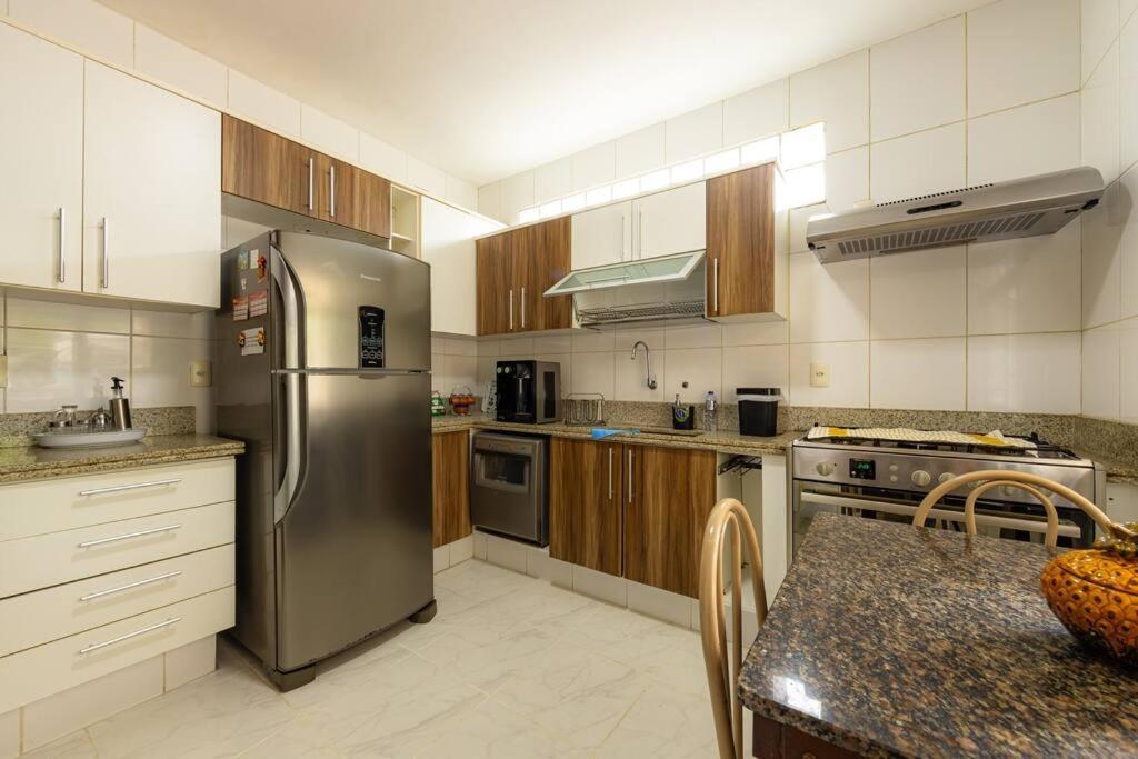 Сasa de vacaciones Casa Na Barra Da Tijuca, Praia, 5q E Ac